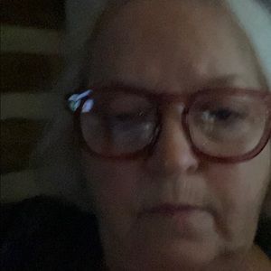 Meet your Posher, Vickie